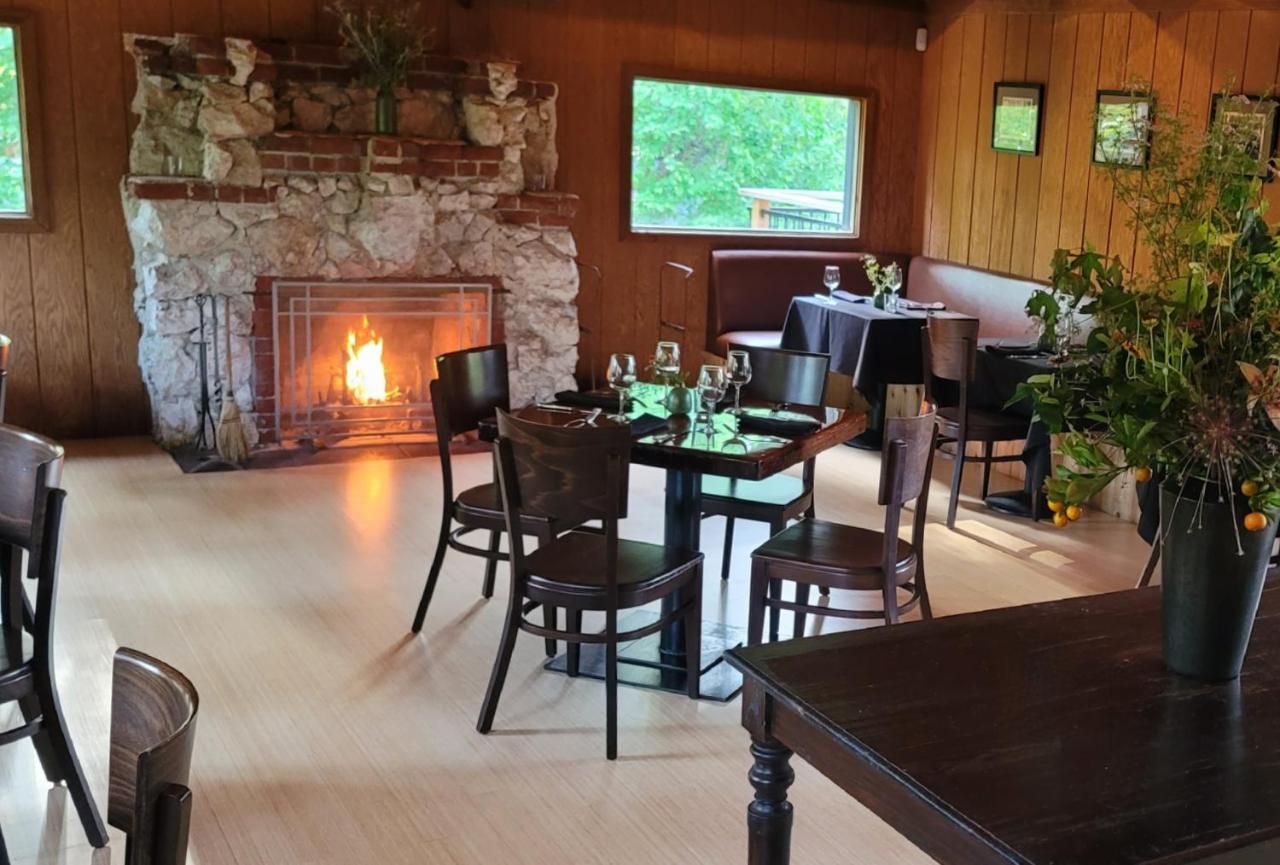 Dawn Ranch Hotell Guerneville Exteriör bild